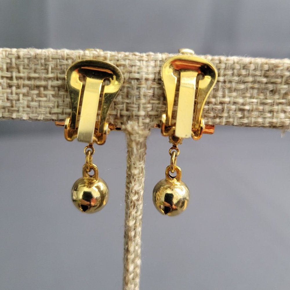 Womens Clip On Earrings Crystal Christmas Trees Gold Tone Accents Green Red 1 in - Picture 5 of 6